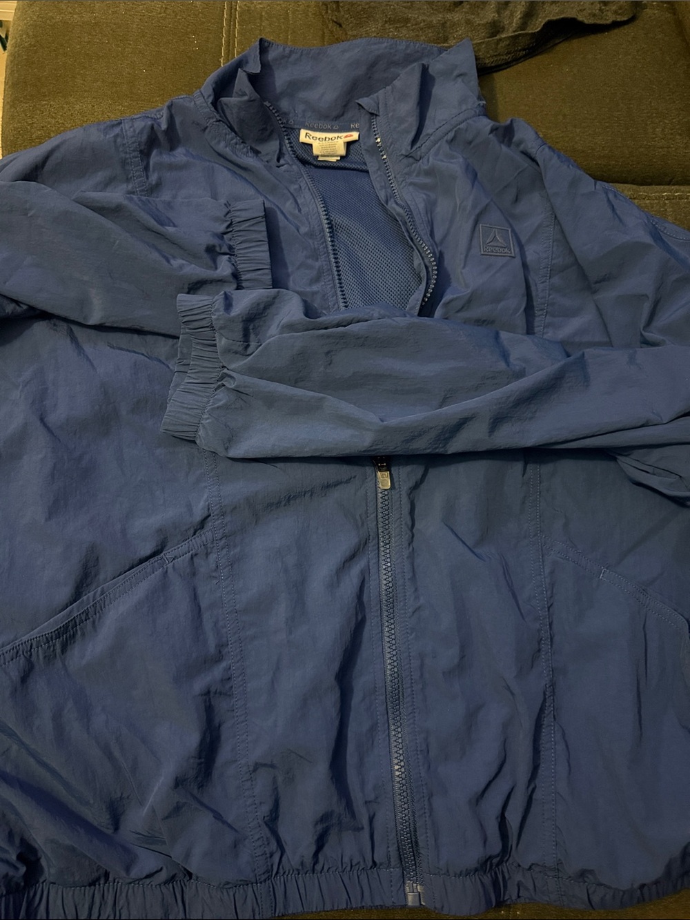 Reebok Men’s Blue Full-Zip Windbreaker Jacket with 2 side pockets